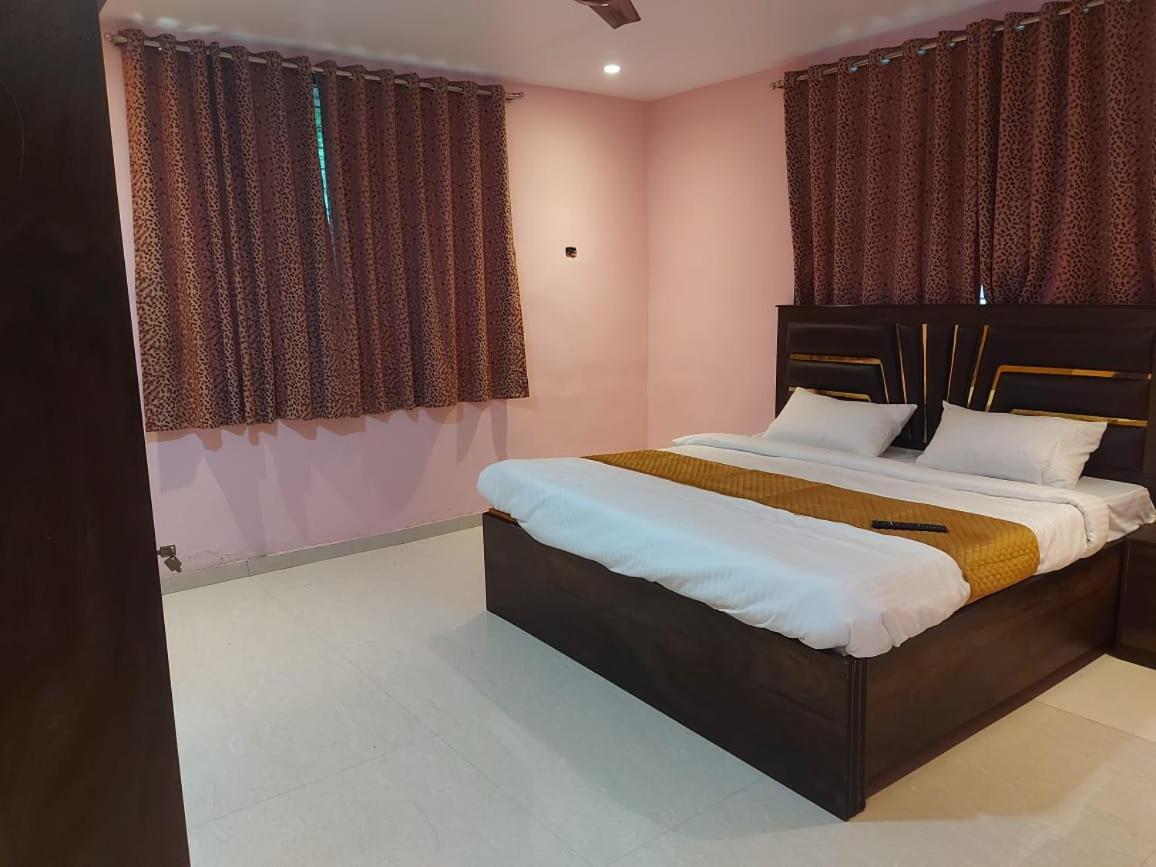 The Village Resorts คาร์จัต ห้อง รูปภาพ