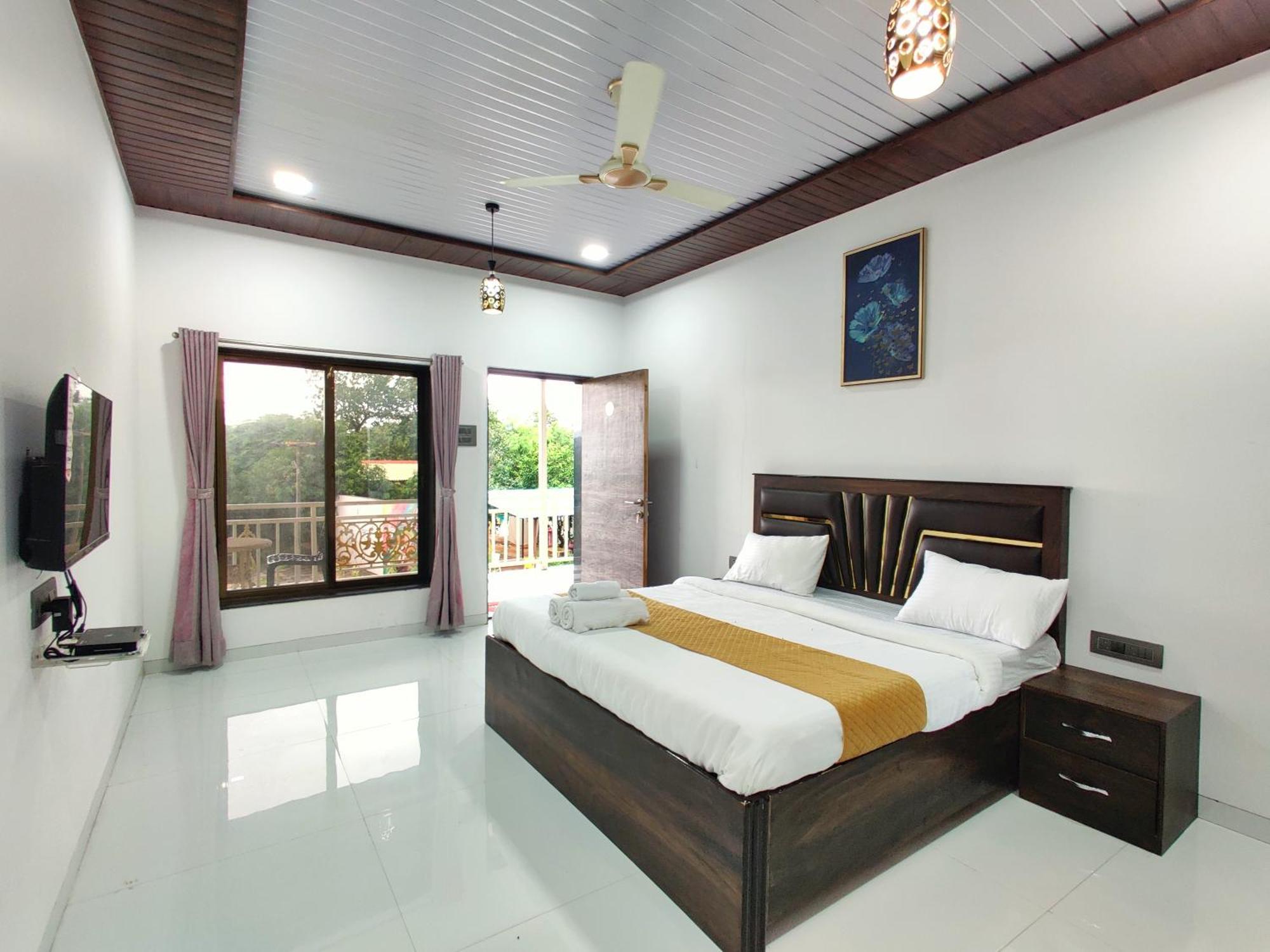 The Village Resorts คาร์จัต ภายนอก รูปภาพ