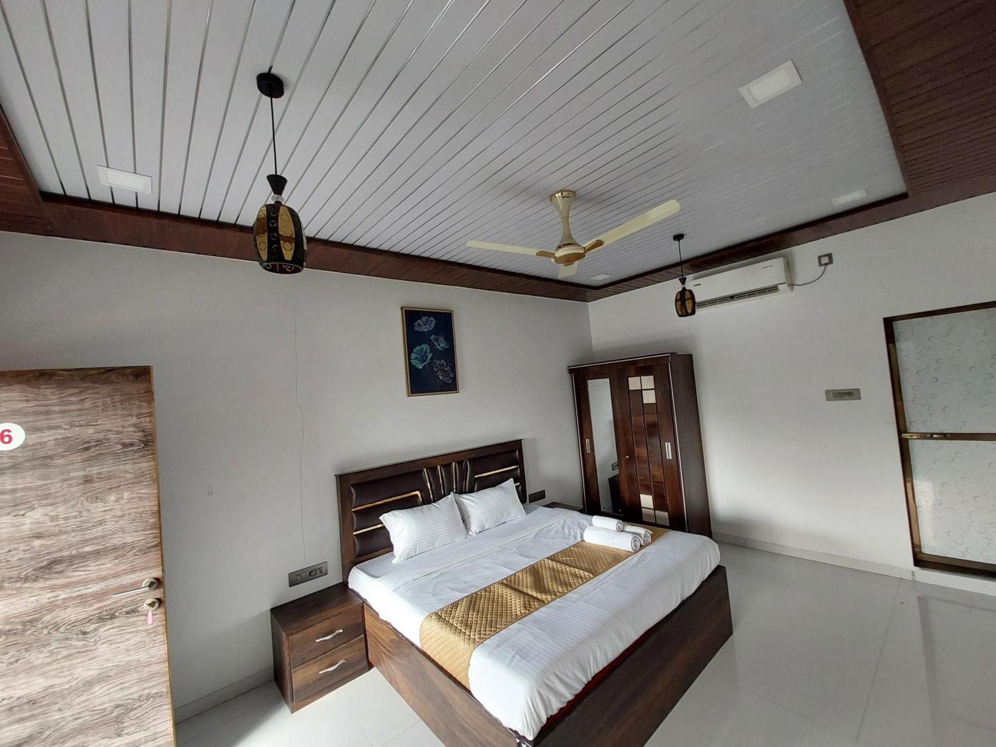 The Village Resorts คาร์จัต ห้อง รูปภาพ